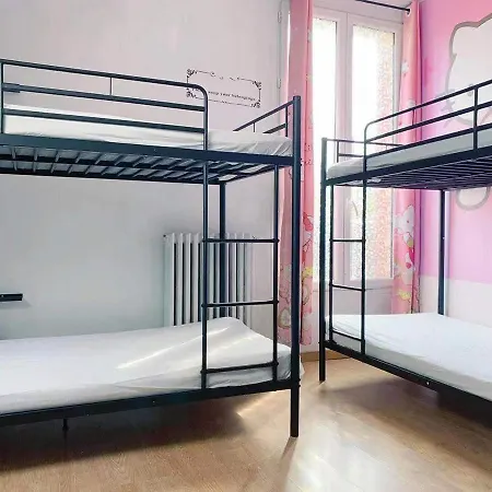 Hostel Rainbow Villa, One Bed In Shared Room, Please Choose Male Or Female Correctly, Not Mixed, Check In From 16h00 To 23h50 *