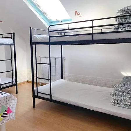 Ostello Rainbow Villa, One Bed In Shared Room, Please Choose Male Or Female Correctly, Not Mixed, Check In From 16h00 To 23h50 Villejuif